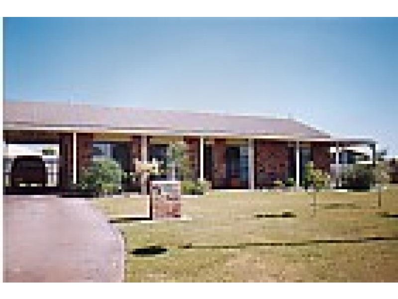 6 WRASSE COURT, Andergrove QLD 4740