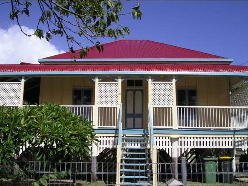 12 MOORE STREET, Mackay QLD 4740