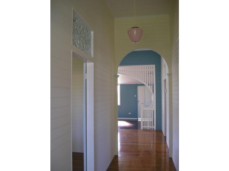 12 MOORE STREET, Mackay QLD 4740