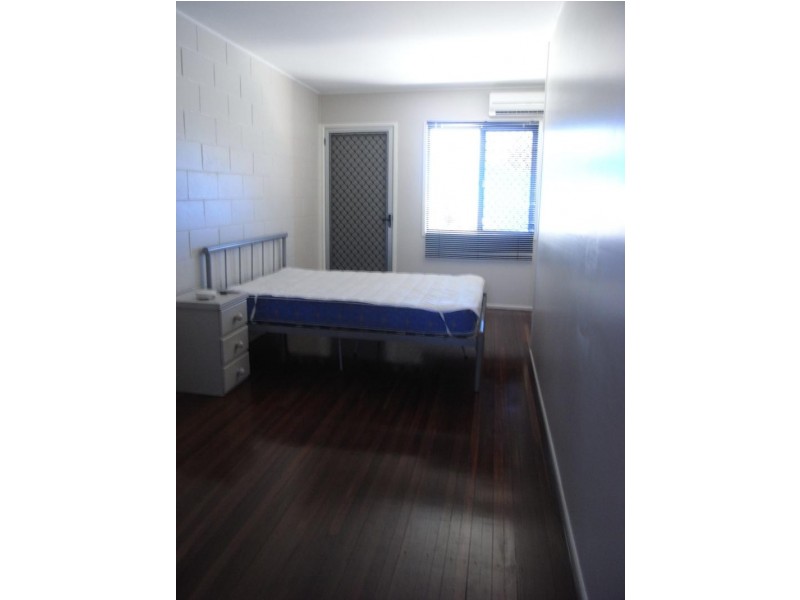 3/18 TAY STREET, South Mackay QLD 4740