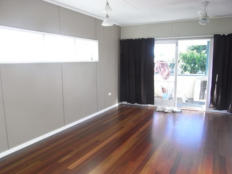 7 BUNDENSEN STREET, North Mackay QLD 4740