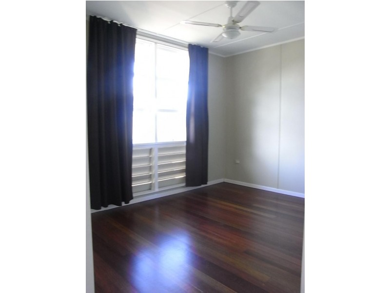 7 BUNDENSEN STREET, North Mackay QLD 4740