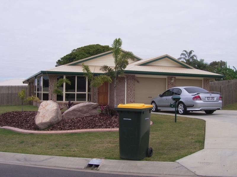 8 KINGHORN STREET, Eimeo QLD 4740