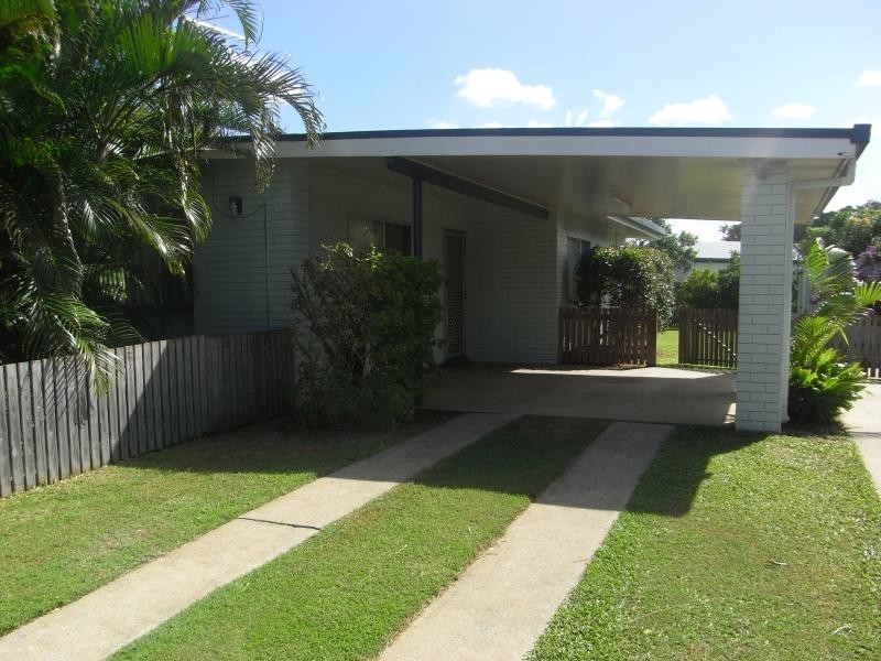 25 NICKLIN DRIVE, Beaconsfield QLD 4740