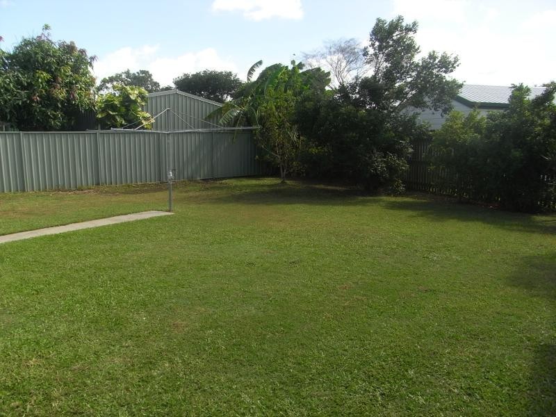 25 NICKLIN DRIVE, Beaconsfield QLD 4740