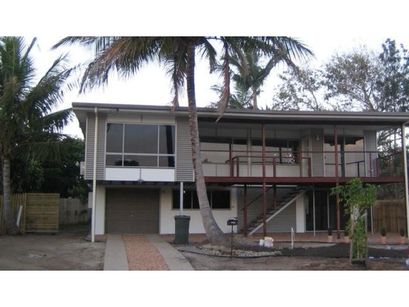 14 HICKS STREET, North Mackay QLD 4740