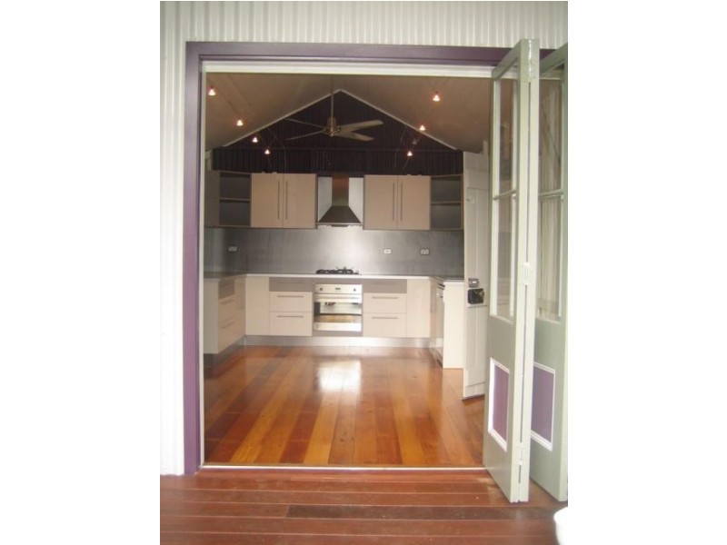 14 MOORE STREET, Mackay QLD 4740