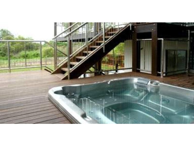 15 SEAFARER COURT, Blacks Beach QLD 4740