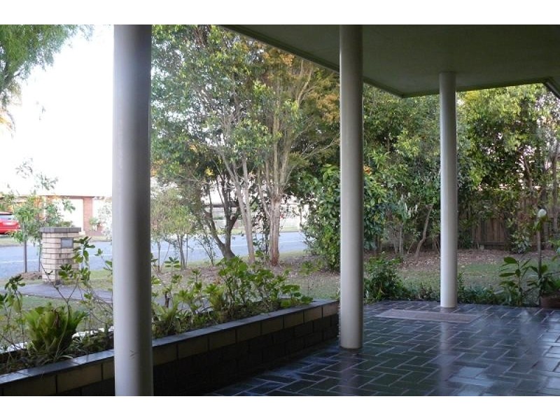 17 GALLETLY STREET, West Mackay QLD 4740