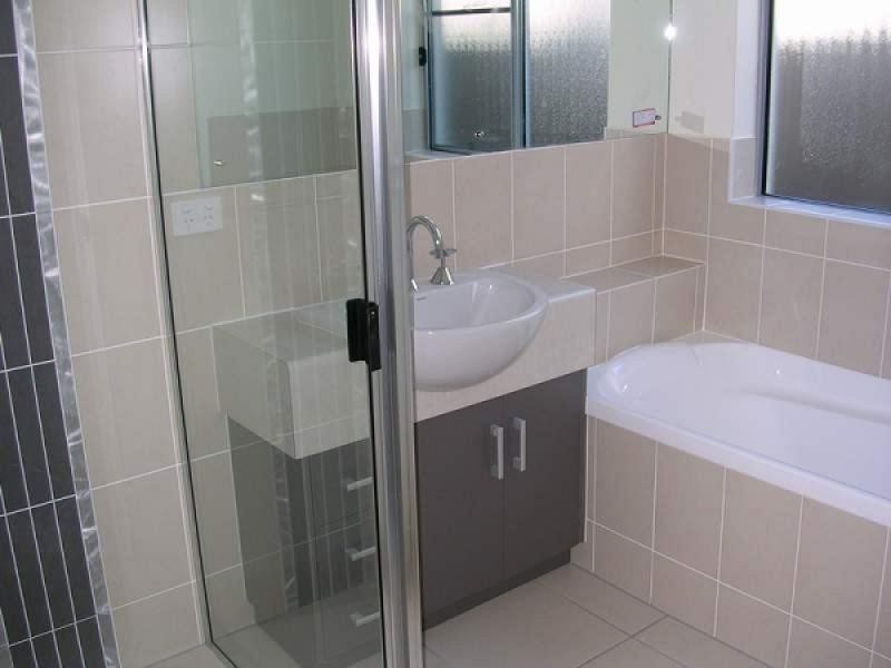 2 ROSEMOOR COURT, Glenella QLD 4740