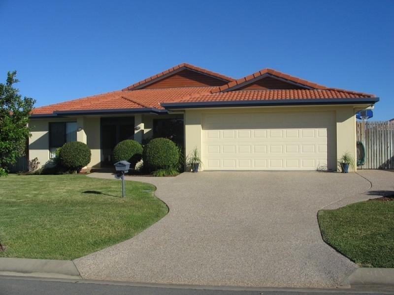 19 ROMAINE COURT, Glenella QLD 4740