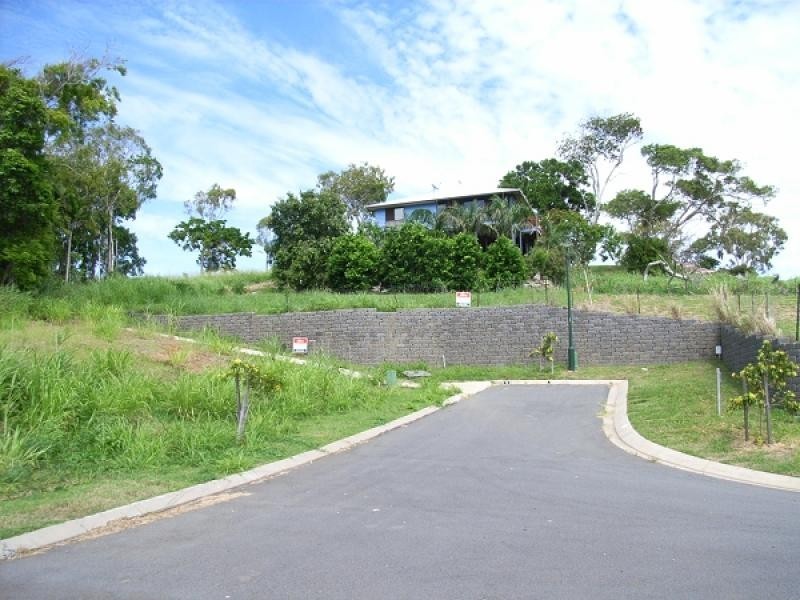 4 GRANGE COURT, Eimeo QLD 4740