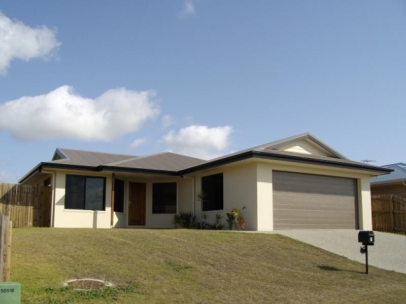 7 TOWNSEND STREET, Bucasia QLD 4750