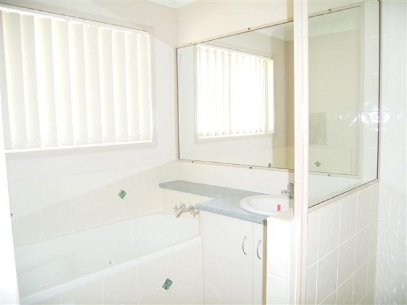 56 CLEMENTS STREET, Moranbah QLD 4744