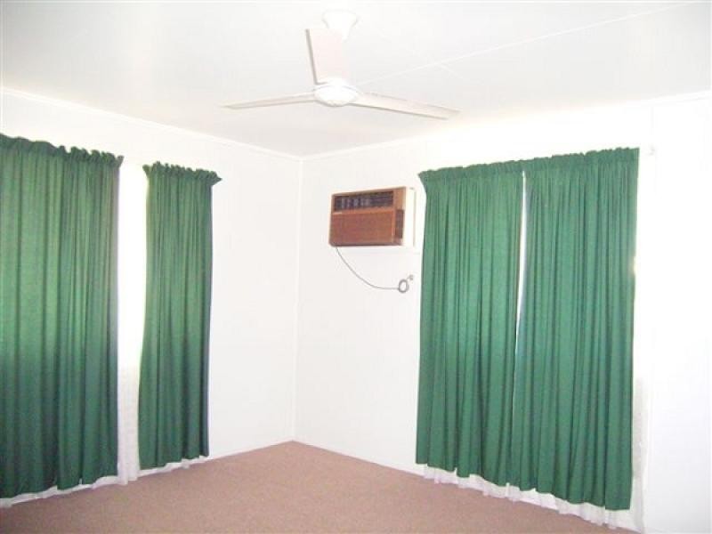 2 BENNETT COURT, Moranbah QLD 4744