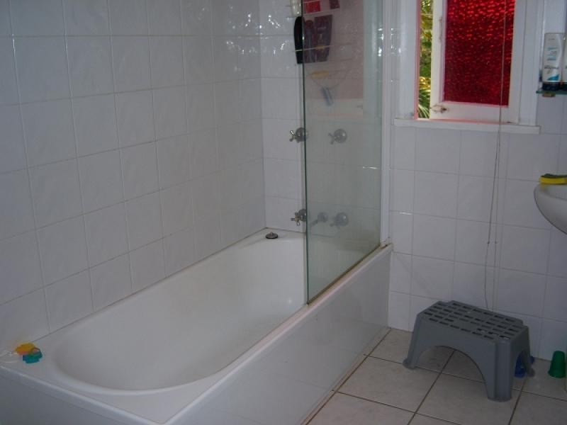 26 KINGFISHER STREET, Slade Point QLD 4740