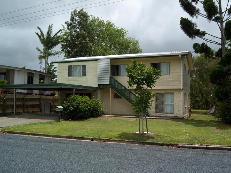 12 HICKS STREET, North Mackay QLD 4740