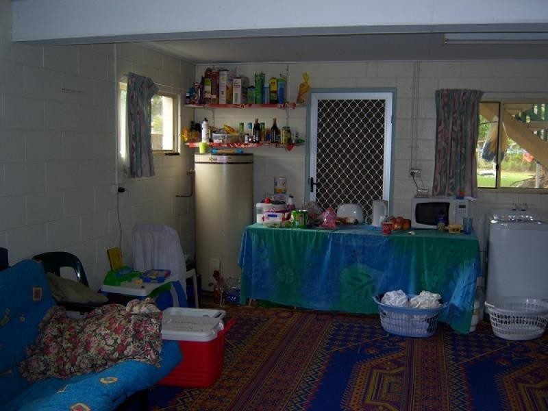 12 HICKS STREET, North Mackay QLD 4740