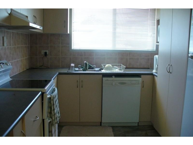 15 FRASER STREET, Moranbah QLD 4744