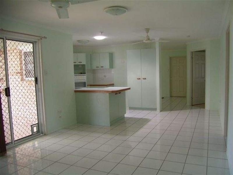 10 BALMORAL COURT, Beaconsfield QLD 4740