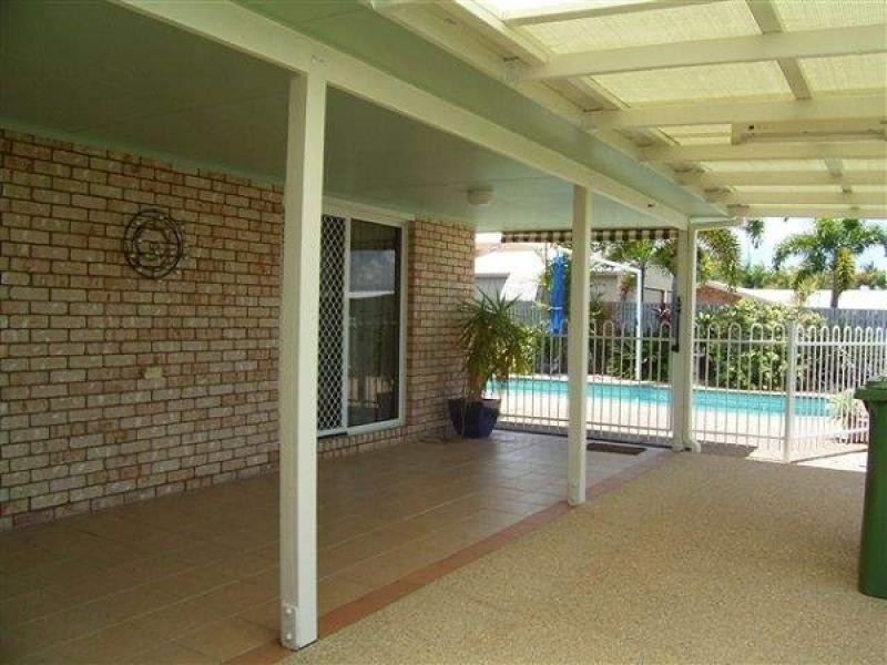 10 BALMORAL COURT, Beaconsfield QLD 4740