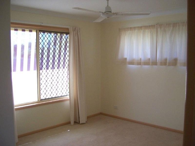 4 SEABREEZE COURT, Slade Point QLD 4740