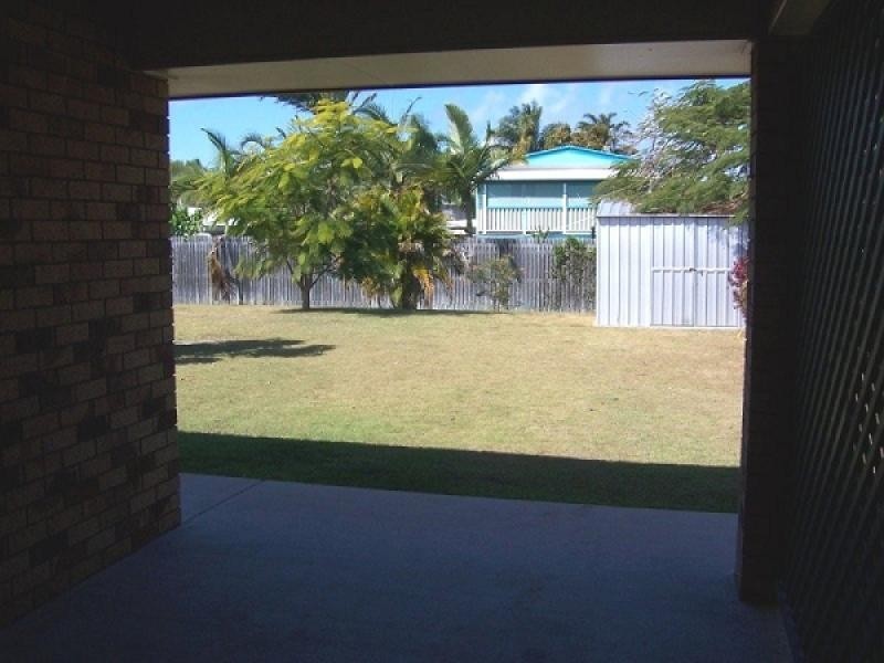 4 SEABREEZE COURT, Slade Point QLD 4740