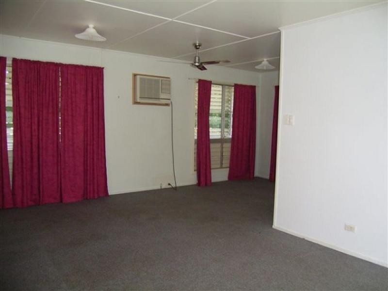 6 CONNOR DRIVE, Moranbah QLD 4744