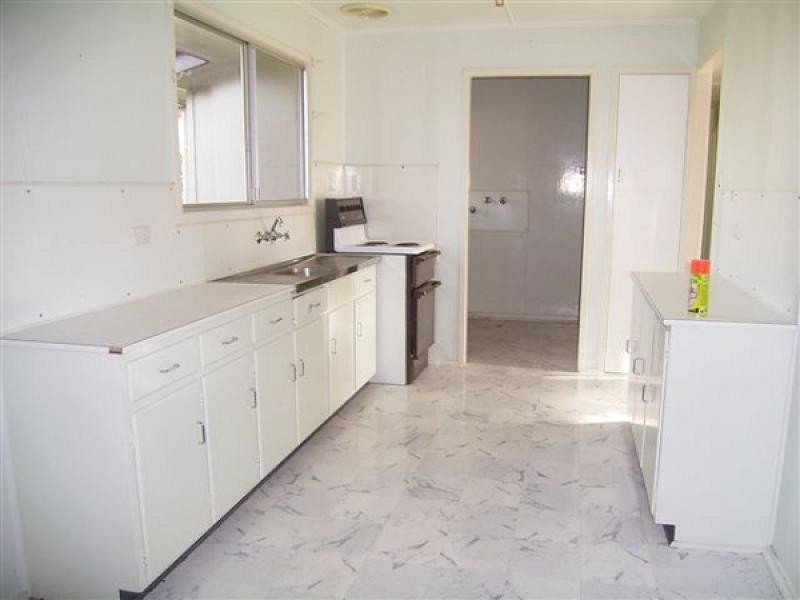 6 CONNOR DRIVE, Moranbah QLD 4744