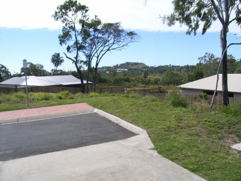 3 GRANGE COURT, Eimeo QLD 4740