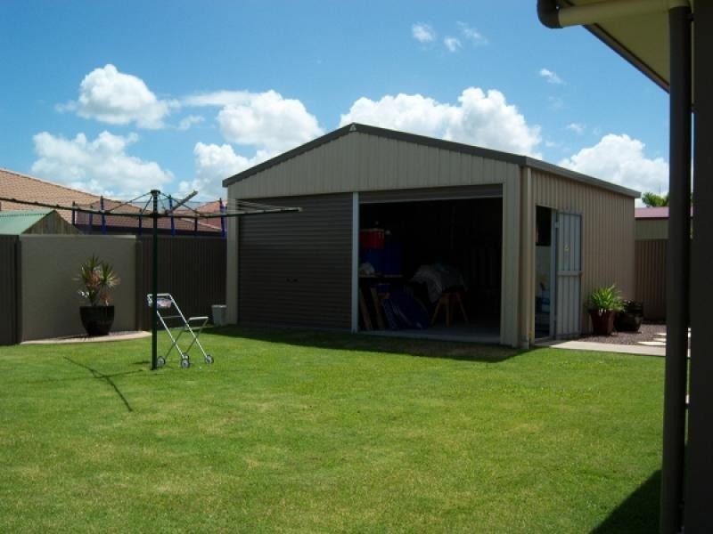 19 MADISON AVENUE, Glenella QLD 4740