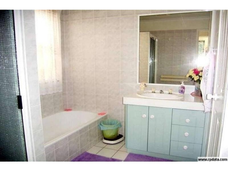 3 NATHAN COURT, Beaconsfield QLD 4740