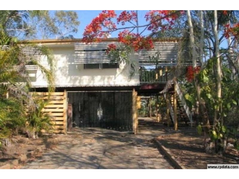 27 BROCK CRESCENT, Dysart QLD 4745