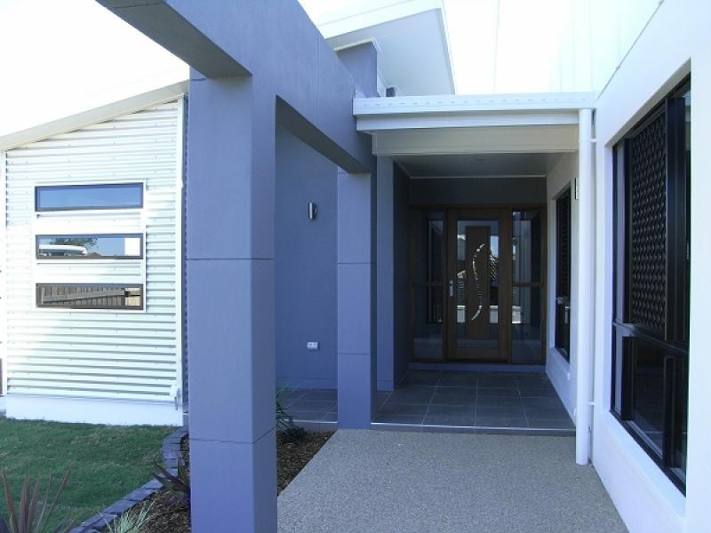 21 Gingham Street, Glenella QLD 4740