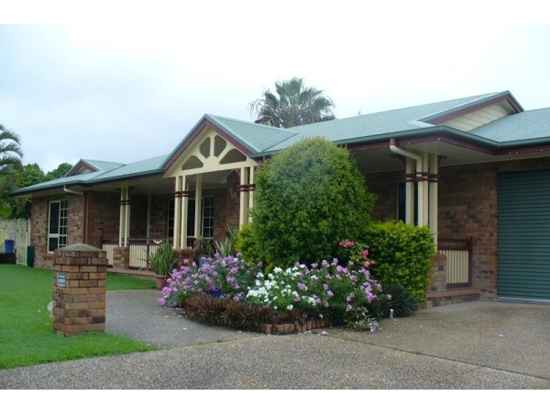 33 Bradman Drive, Glenella QLD 4740