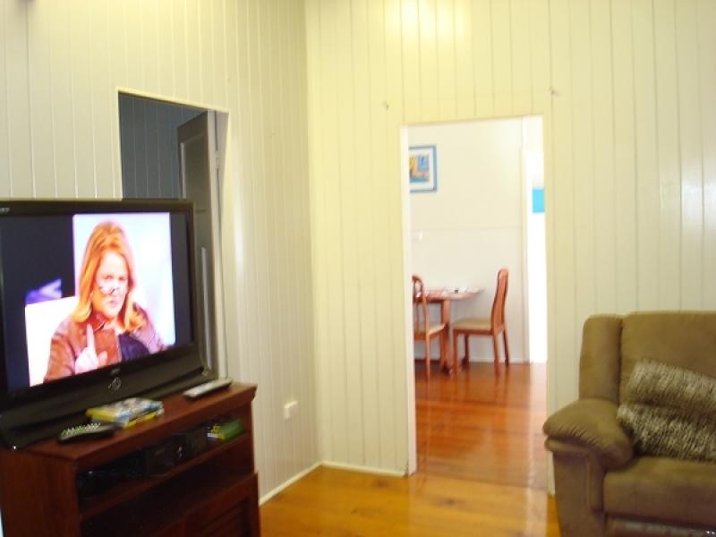 22 Creek Street, Walkerston QLD 4751