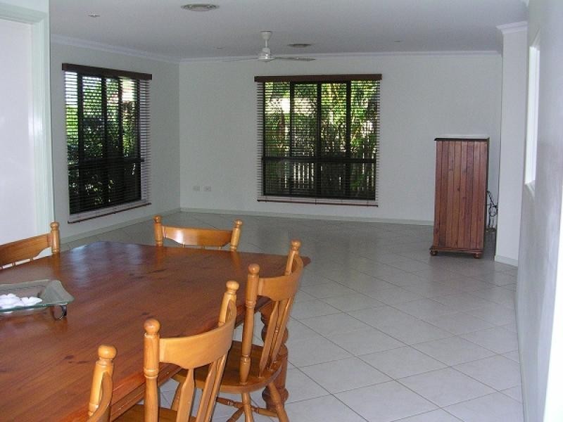 14 Romaine Court, Glenella QLD 4740