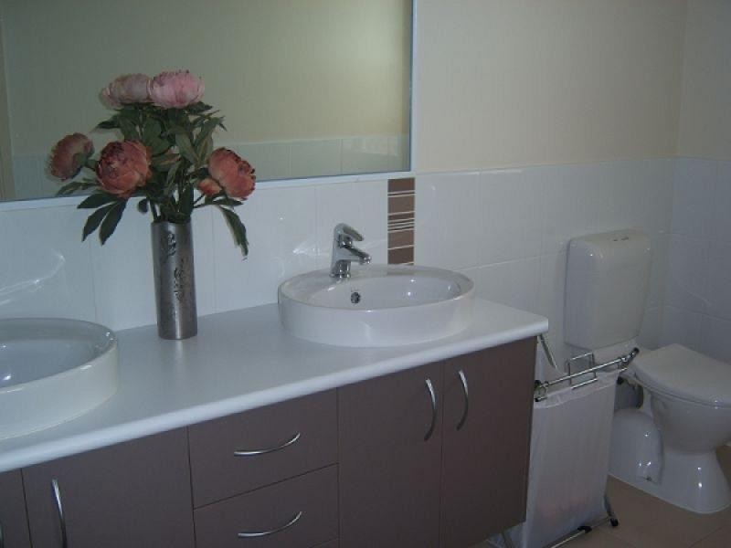 25 Woden Crescent, Ooralea QLD 4740