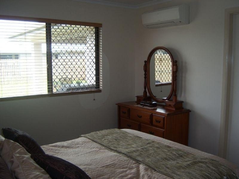 25 Woden Crescent, Ooralea QLD 4740