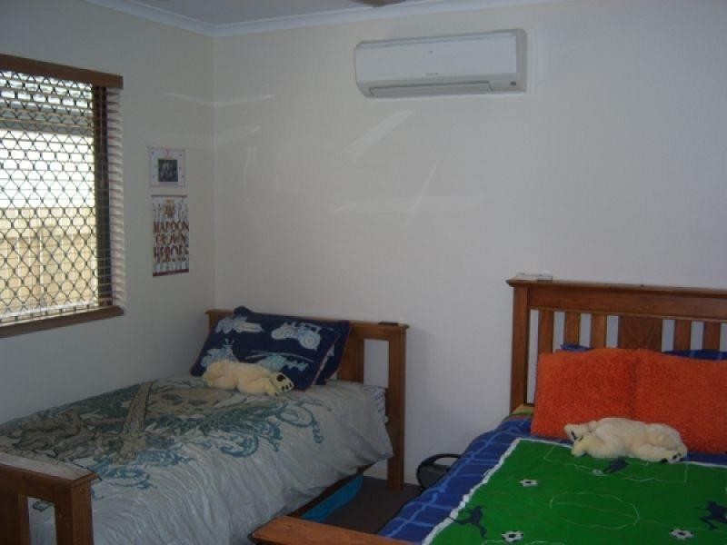 25 Woden Crescent, Ooralea QLD 4740