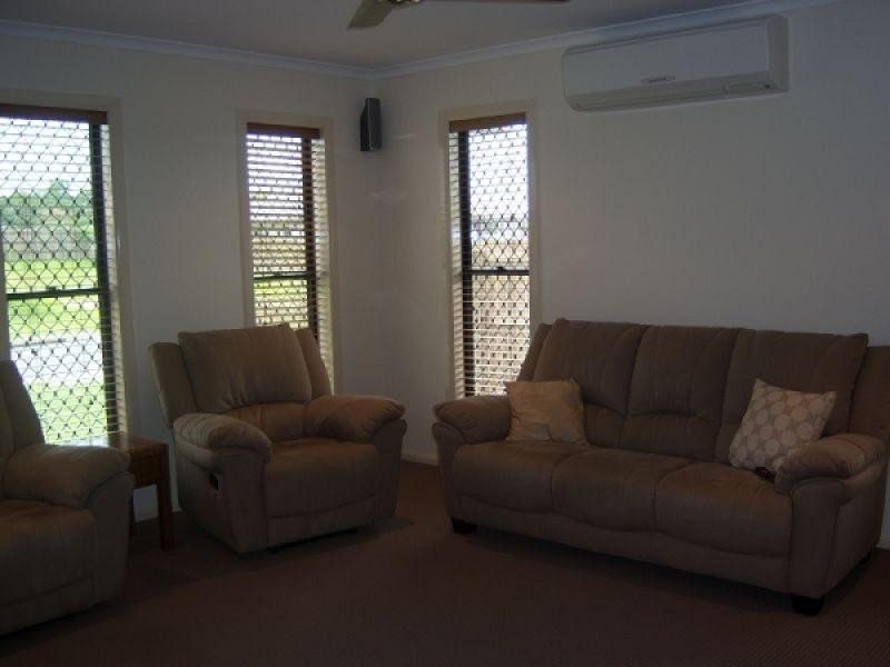 25 Woden Crescent, Ooralea QLD 4740