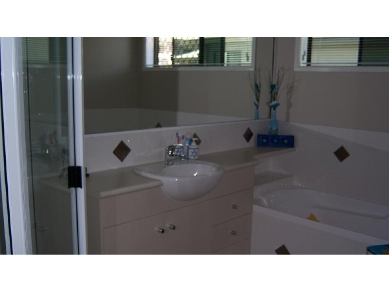 48 O’Brien Esplanade, Shoal Point QLD 4750