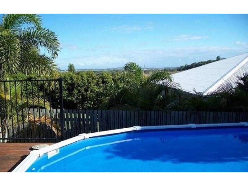 26 McLaughlin Drive, Eimeo QLD 4740