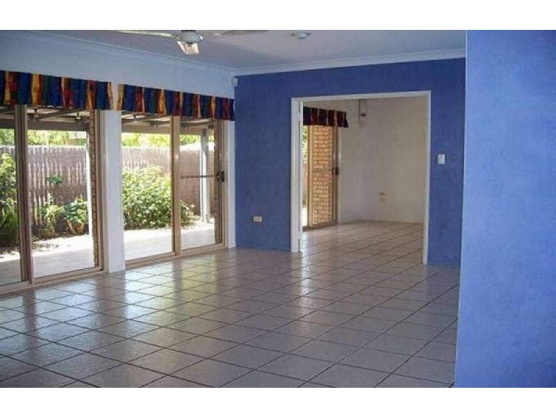26 McLaughlin Drive, Eimeo QLD 4740