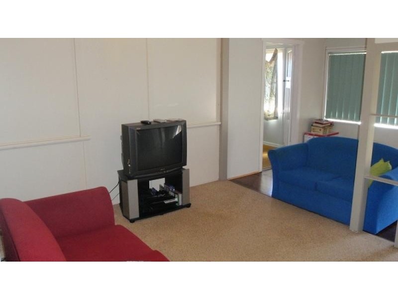 9 High Street, North Mackay QLD 4740