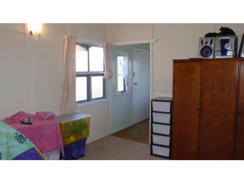 9 High Street, North Mackay QLD 4740