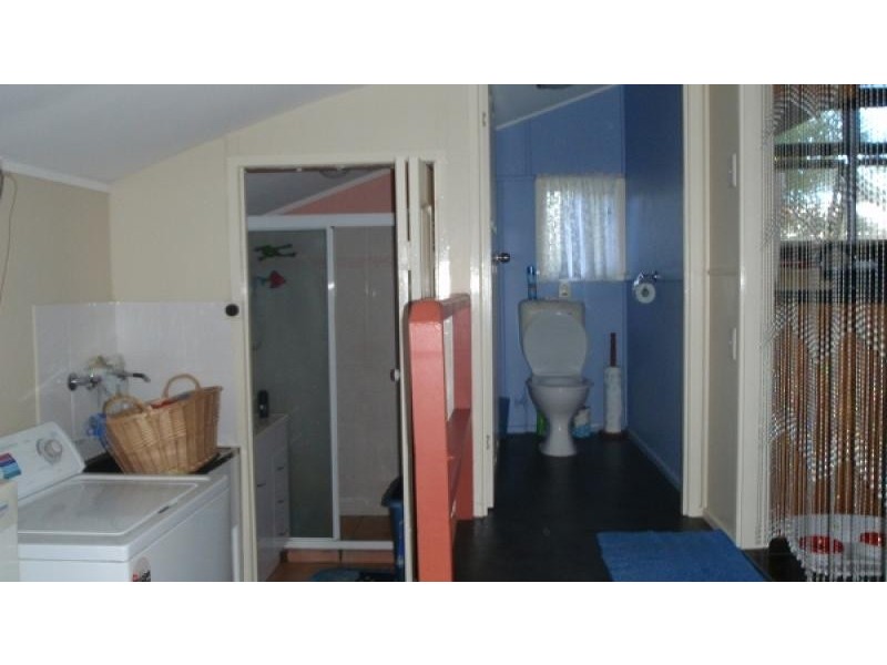 11 Ernest Street, North Mackay QLD 4740