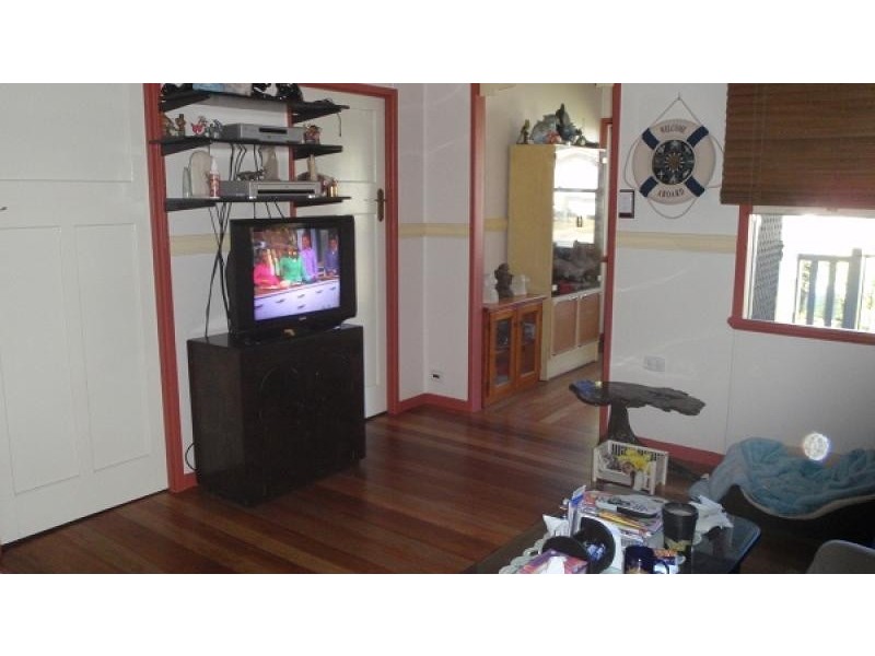 11 Ernest Street, North Mackay QLD 4740