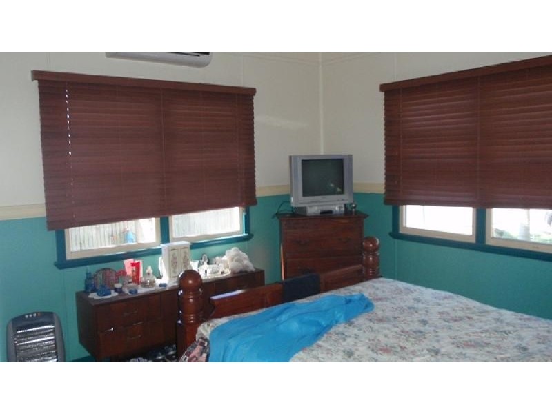 11 Ernest Street, North Mackay QLD 4740