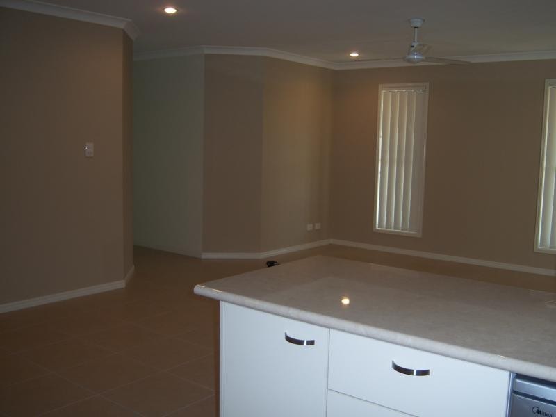 5 ALPINIA ST, Sippy Downs QLD 4556